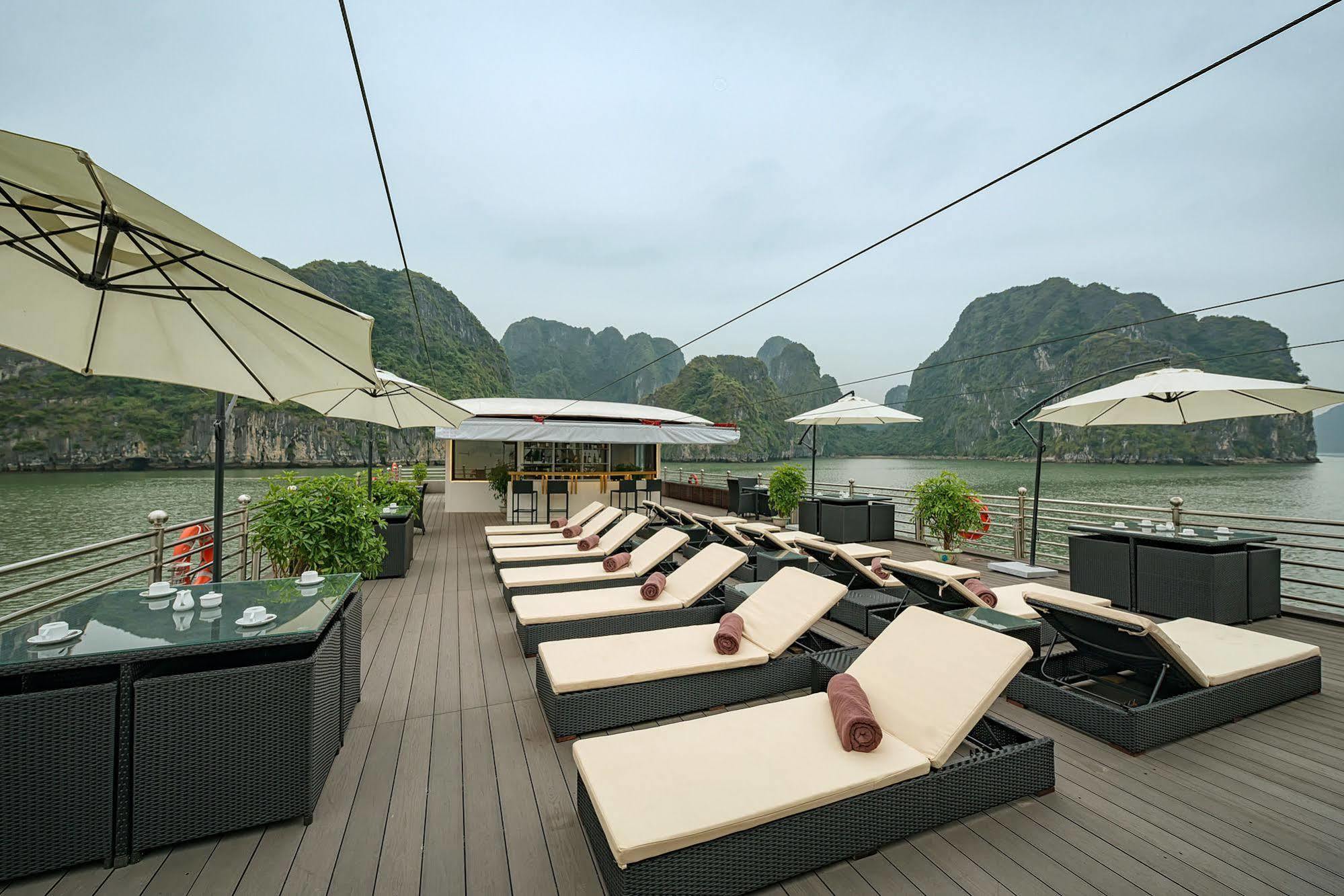 La Vela Premium Cruise - Managed By Paradise Cruises Ha Long Buitenkant foto